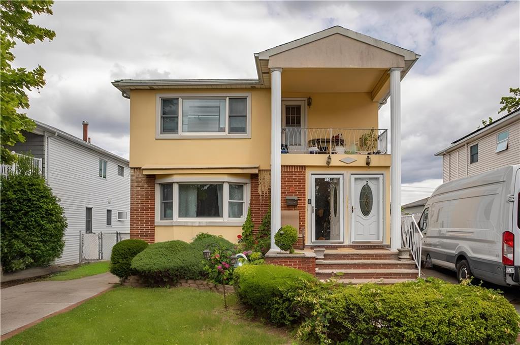 27 Bascom Place Willowbrook Staten Island NY 10314