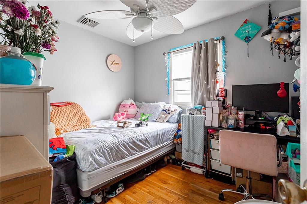27 Bascom Place Willowbrook Staten Island NY 10314