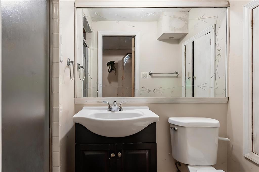 27 Bascom Place Willowbrook Staten Island NY 10314