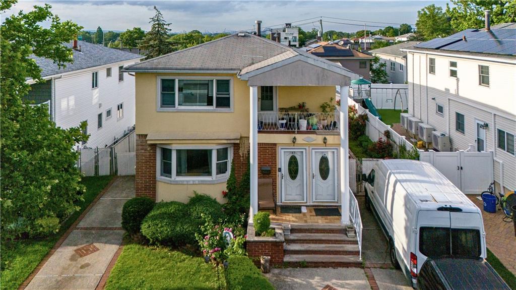 27 Bascom Place Willowbrook Staten Island NY 10314