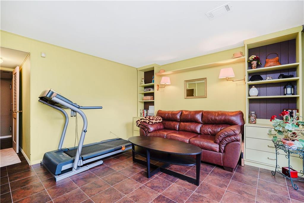 282 Grasmere Drive Grasmere Staten Island NY 10305