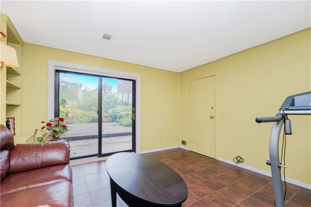 282 Grasmere Drive Grasmere Staten Island NY 10305
