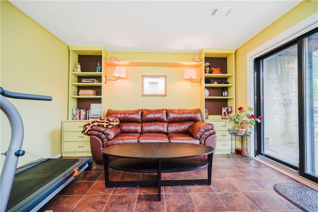 282 Grasmere Drive Grasmere Staten Island NY 10305