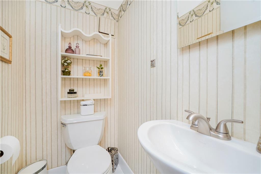 282 Grasmere Drive Grasmere Staten Island NY 10305