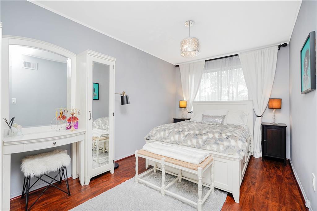 282 Grasmere Drive Grasmere Staten Island NY 10305