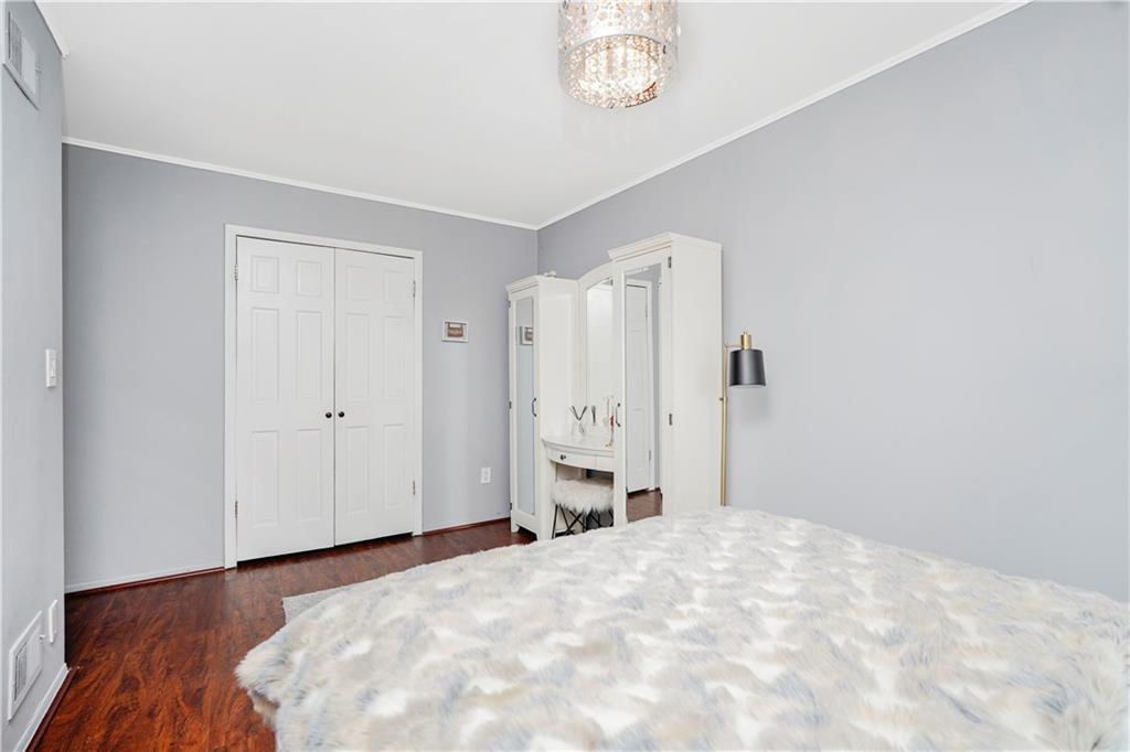 282 Grasmere Drive Grasmere Staten Island NY 10305