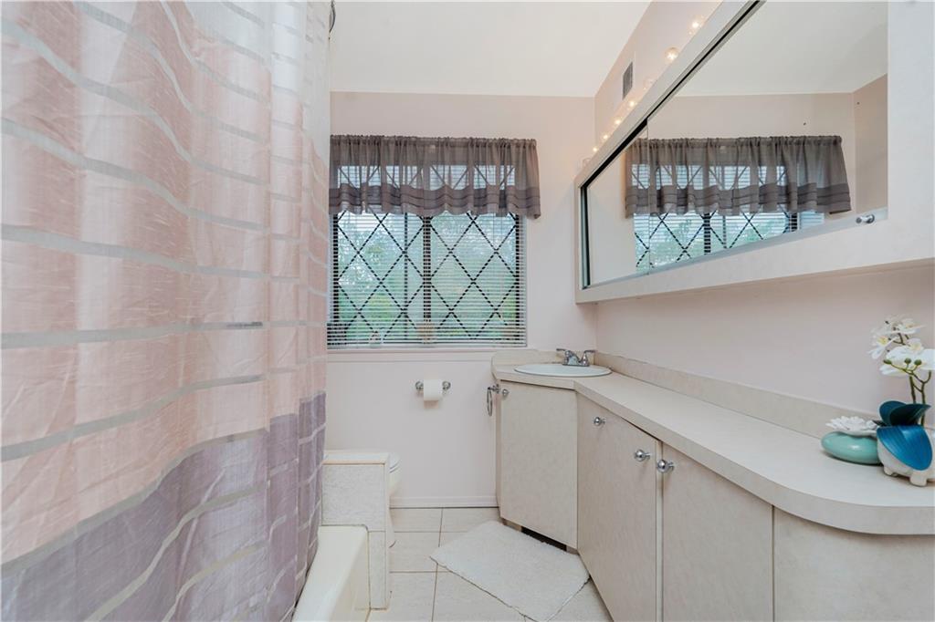 282 Grasmere Drive Grasmere Staten Island NY 10305