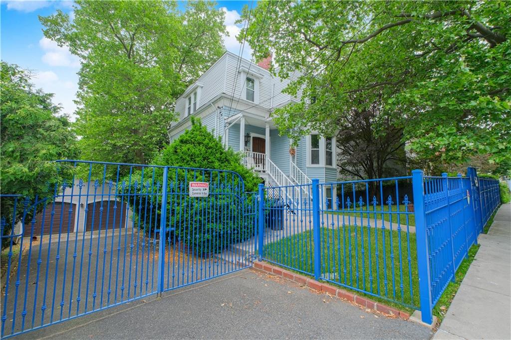 9 Court Street Stapleton Staten Island NY 10304