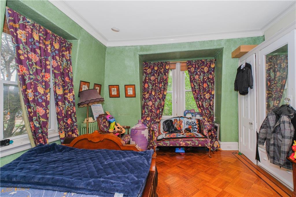 9 Court Street Stapleton Staten Island NY 10304