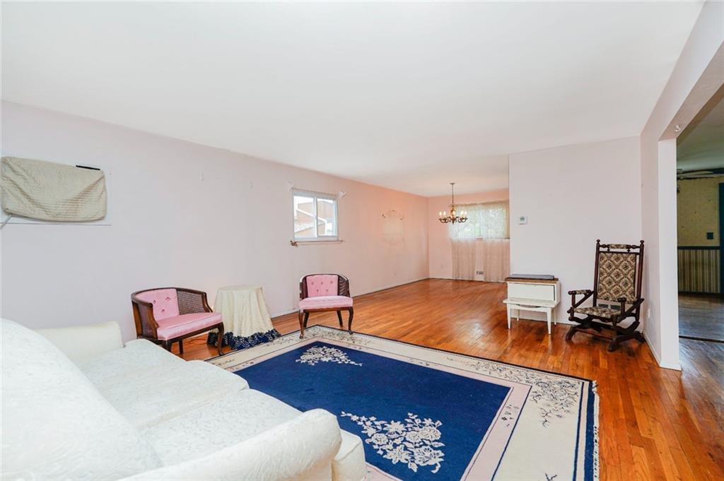 68 Trent Street Bay Terrace Staten Island NY 10308