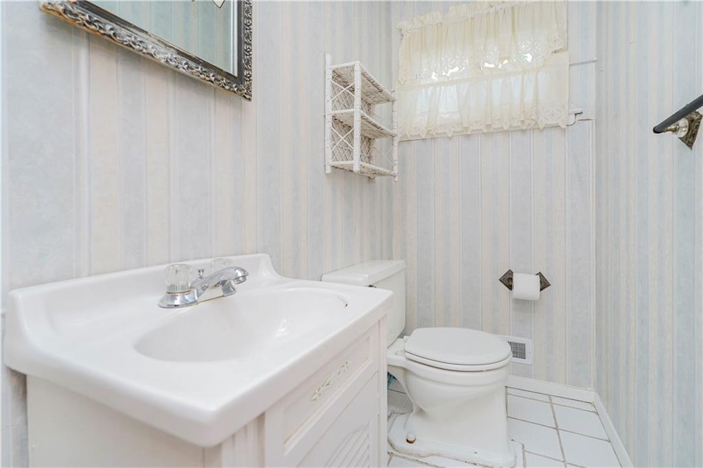 68 Trent Street Bay Terrace Staten Island NY 10308