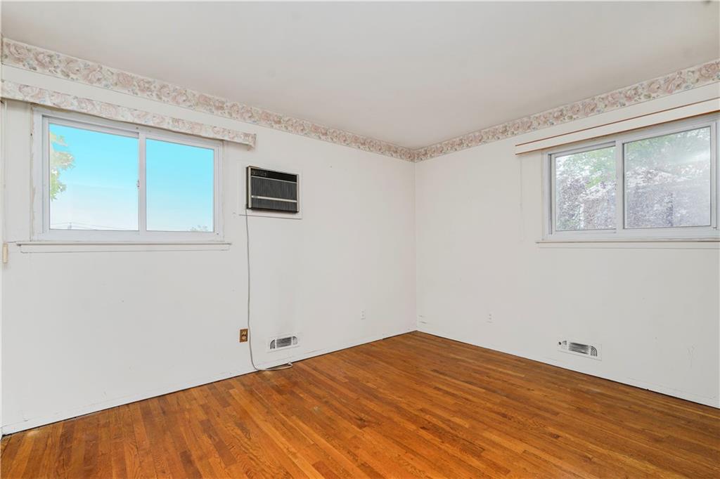 68 Trent Street Bay Terrace Staten Island NY 10308