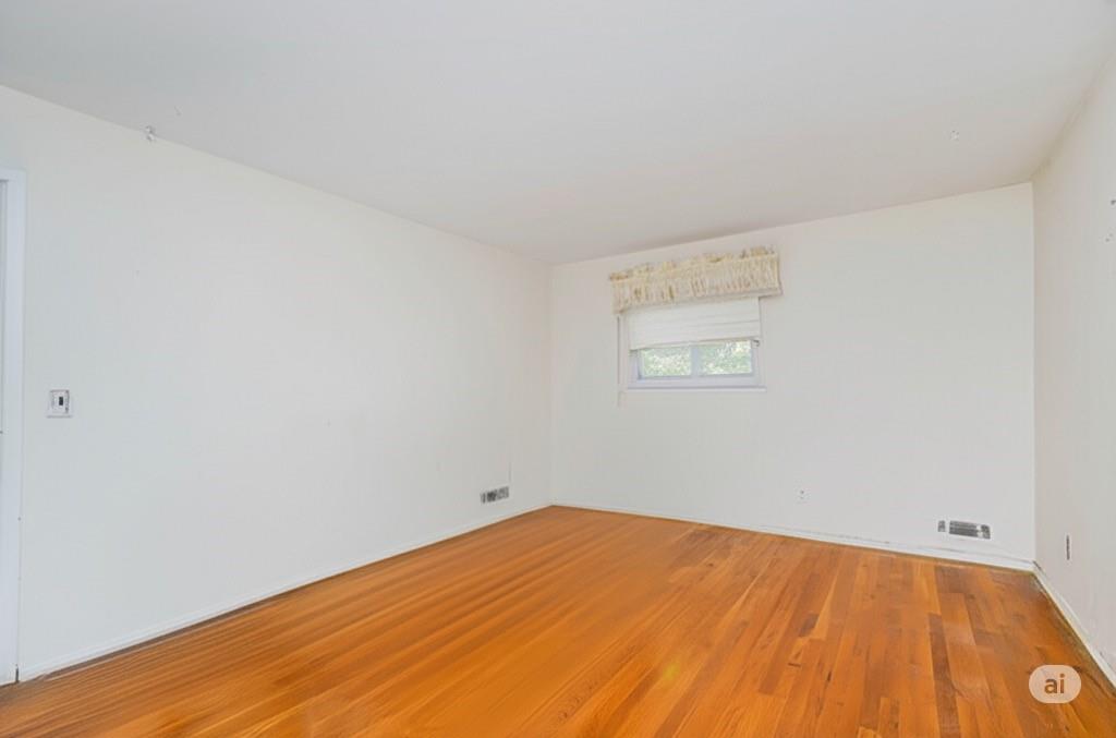 68 Trent Street Bay Terrace Staten Island NY 10308
