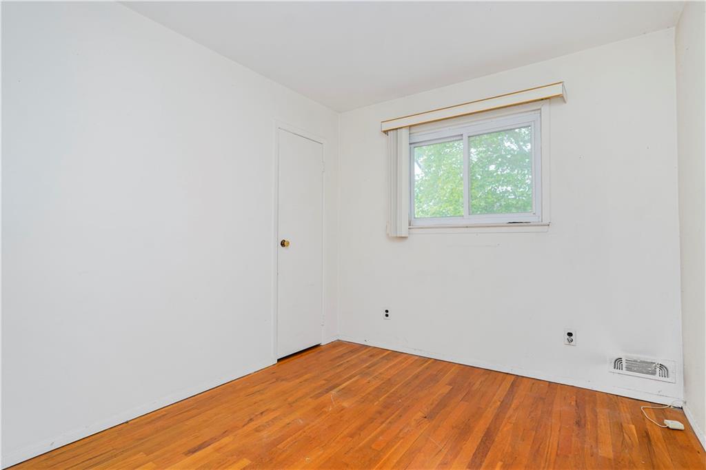 68 Trent Street Bay Terrace Staten Island NY 10308