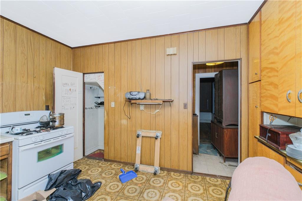 660 85th Street Bensonhurst Brooklyn NY 11228