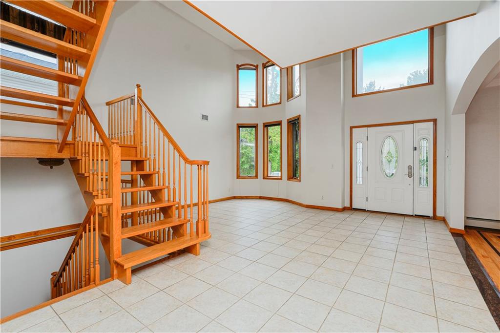 30 Carlton Court Huguenot Staten Island NY 10312