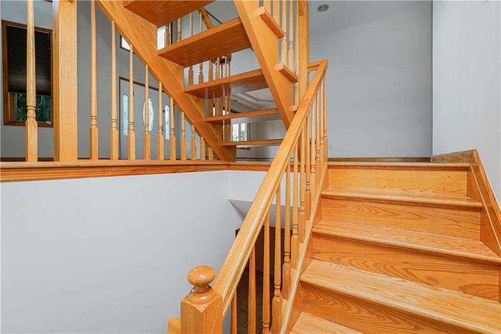 30 Carlton Court Huguenot Staten Island NY 10312