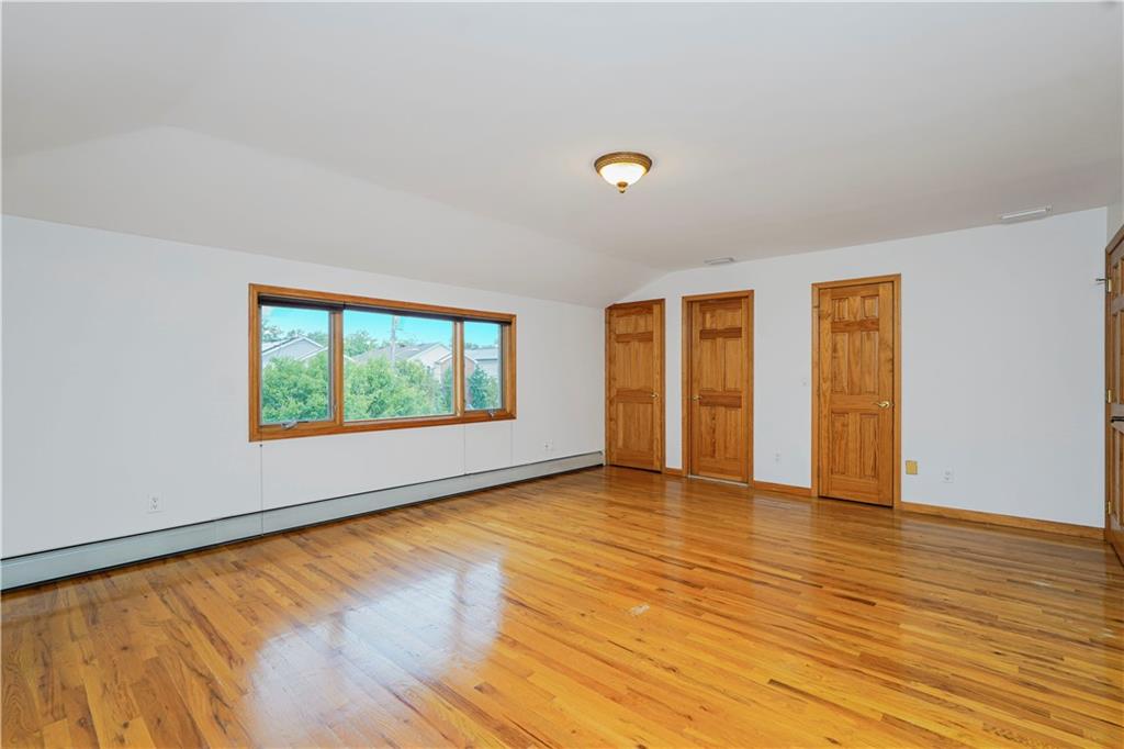 30 Carlton Court Huguenot Staten Island NY 10312