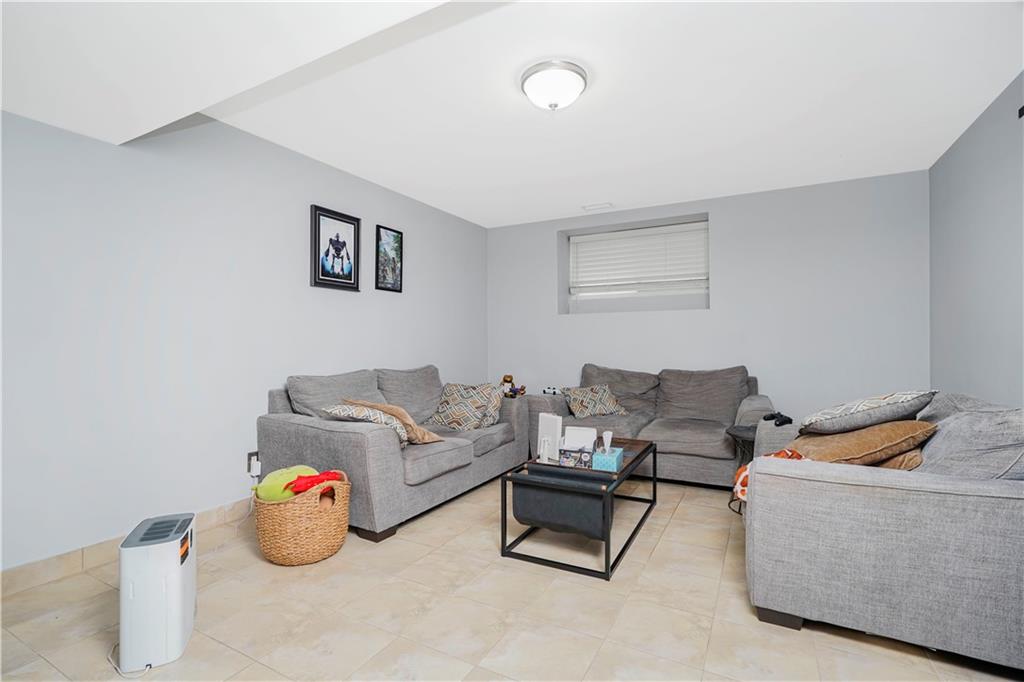 30 Carlton Court Huguenot Staten Island NY 10312