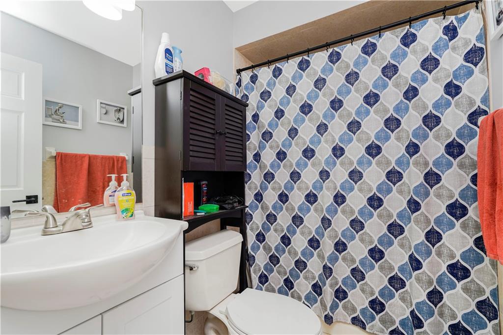 30 Carlton Court Huguenot Staten Island NY 10312