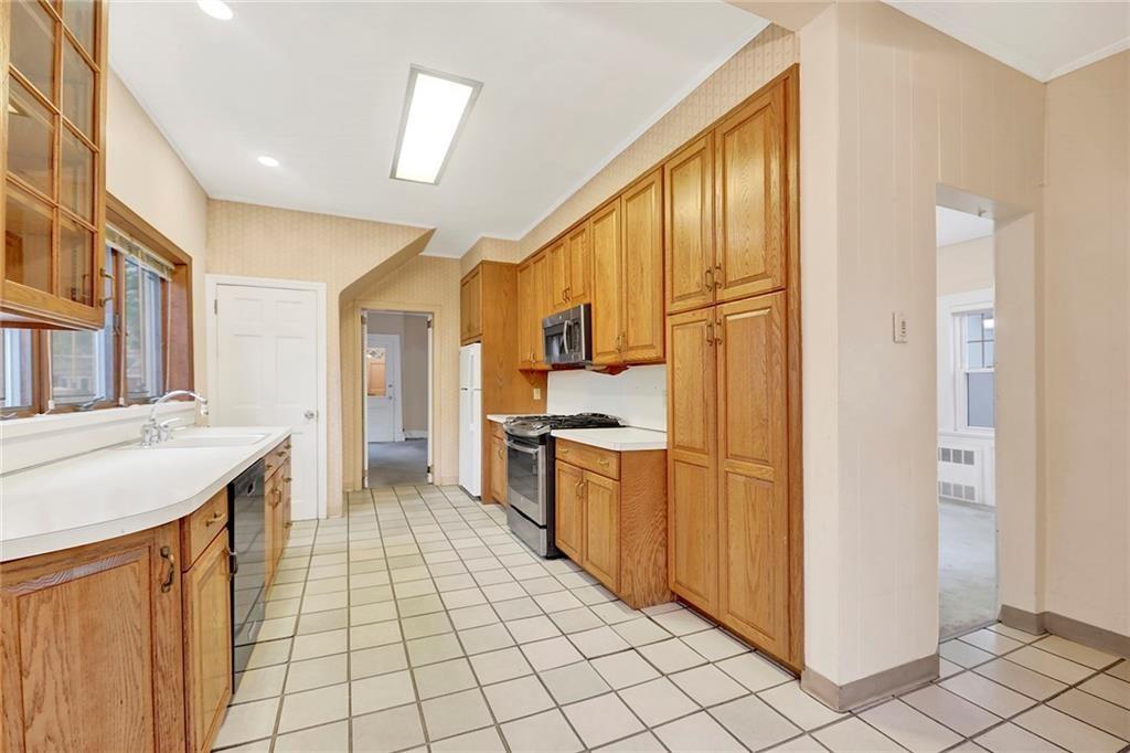 8016 Colonial Road Bay Ridge Brooklyn NY 11209