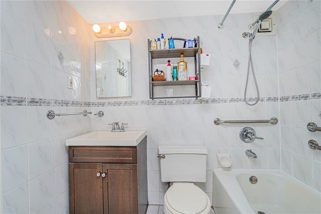 755 Narrows Road Grymes Hill Staten Island NY 10304
