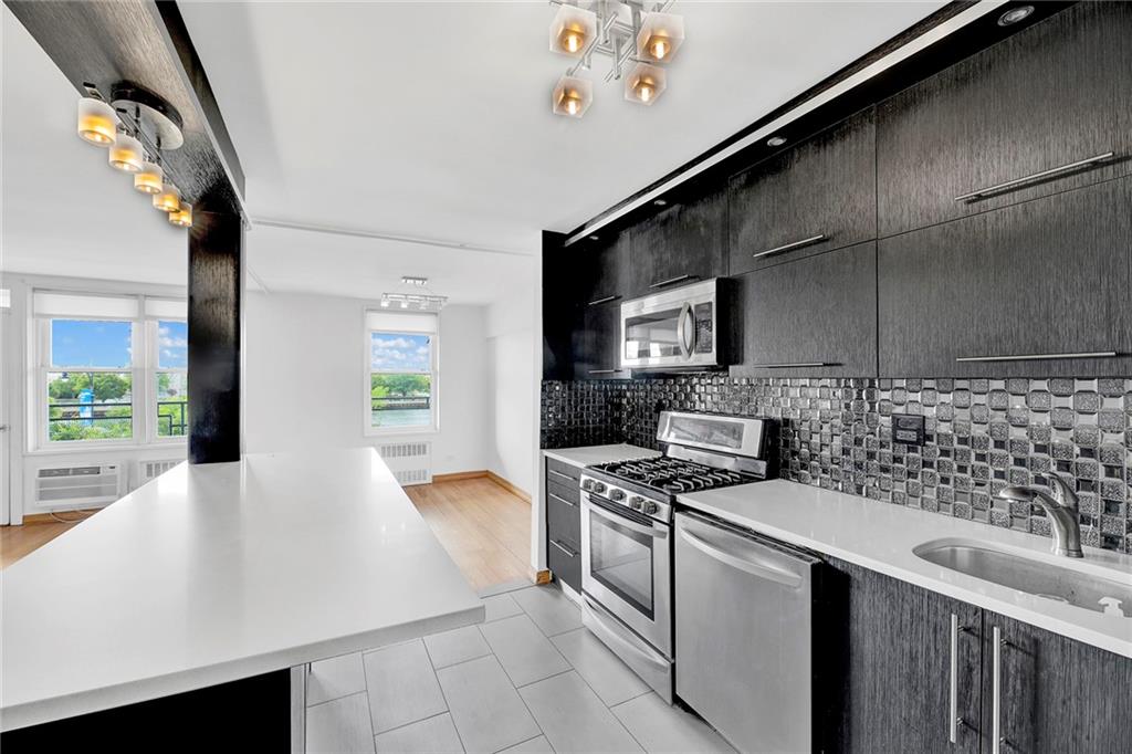1625 Emmons Avenue Sheepshead Bay Brooklyn NY 11235