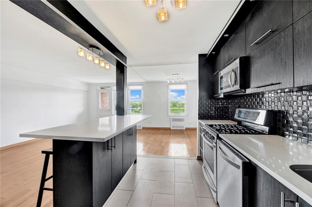 1625 Emmons Avenue Sheepshead Bay Brooklyn NY 11235