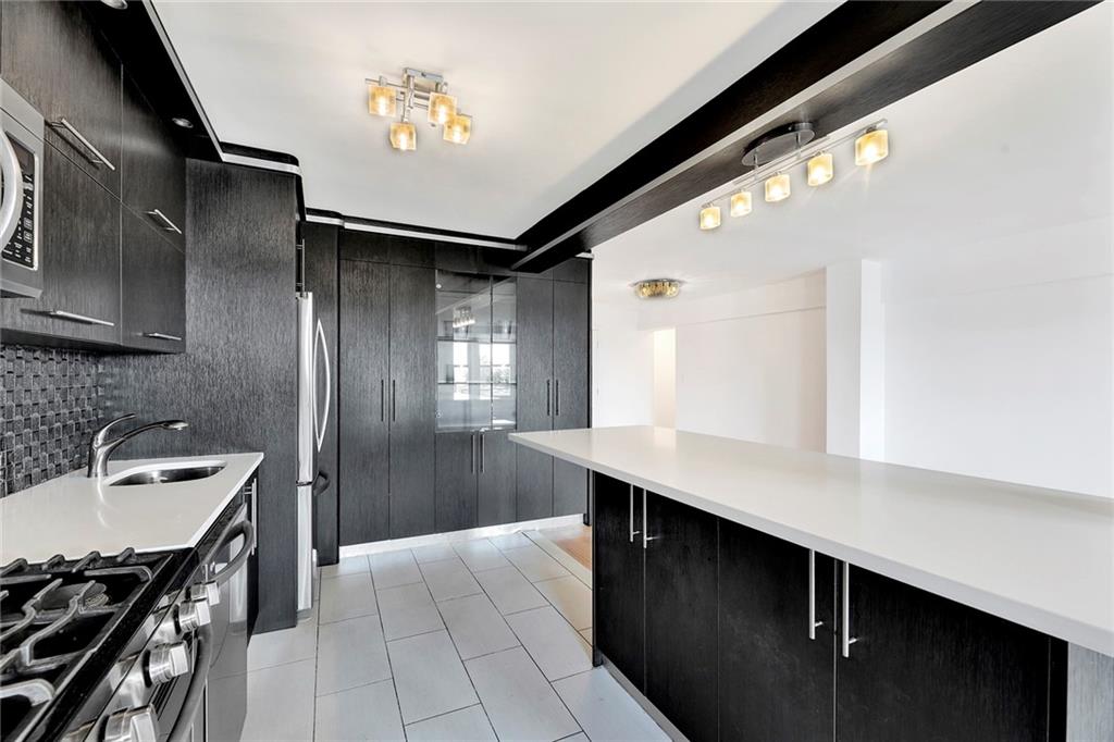 1625 Emmons Avenue Sheepshead Bay Brooklyn NY 11235