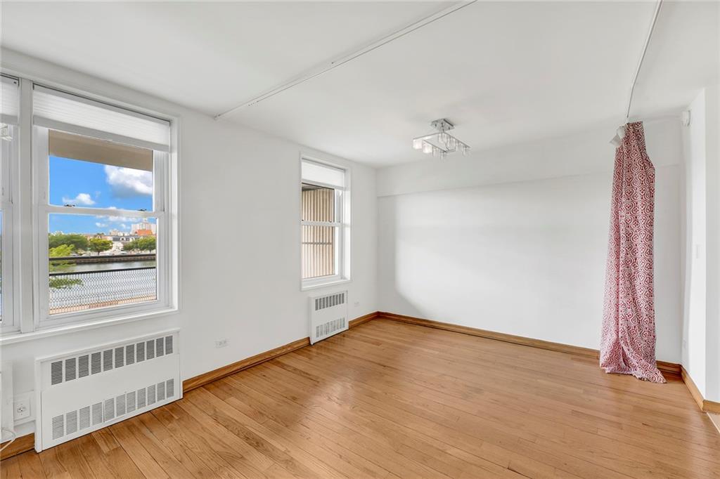 1625 Emmons Avenue Sheepshead Bay Brooklyn NY 11235