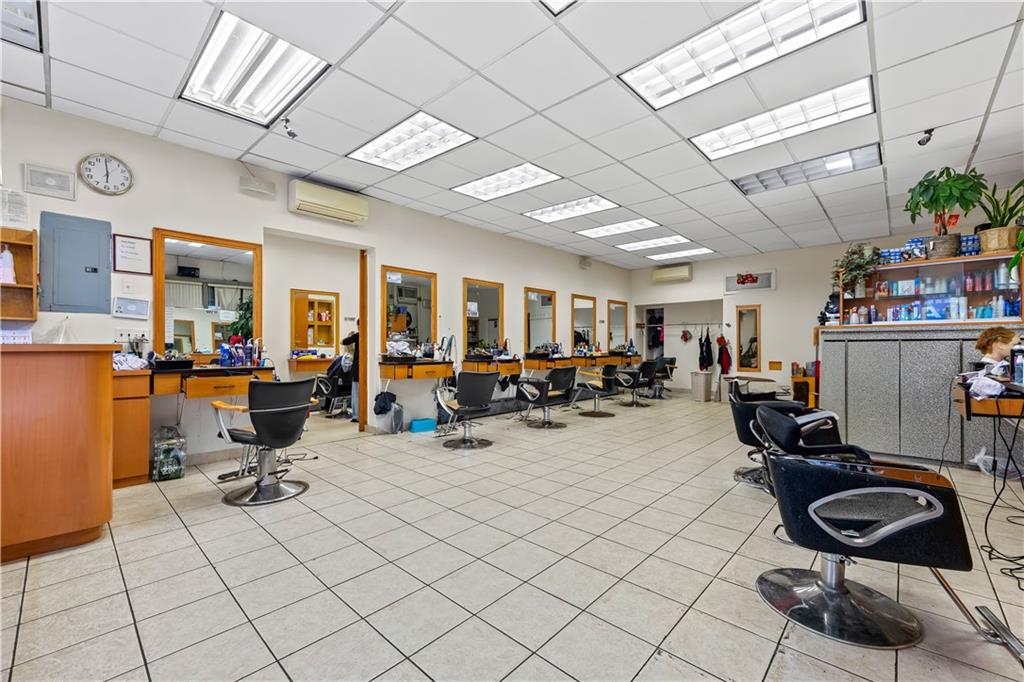 2105 East 14th Street Sheepshead Bay Brooklyn NY 11229