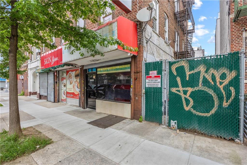 2105 East 14th Street Sheepshead Bay Brooklyn NY 11229