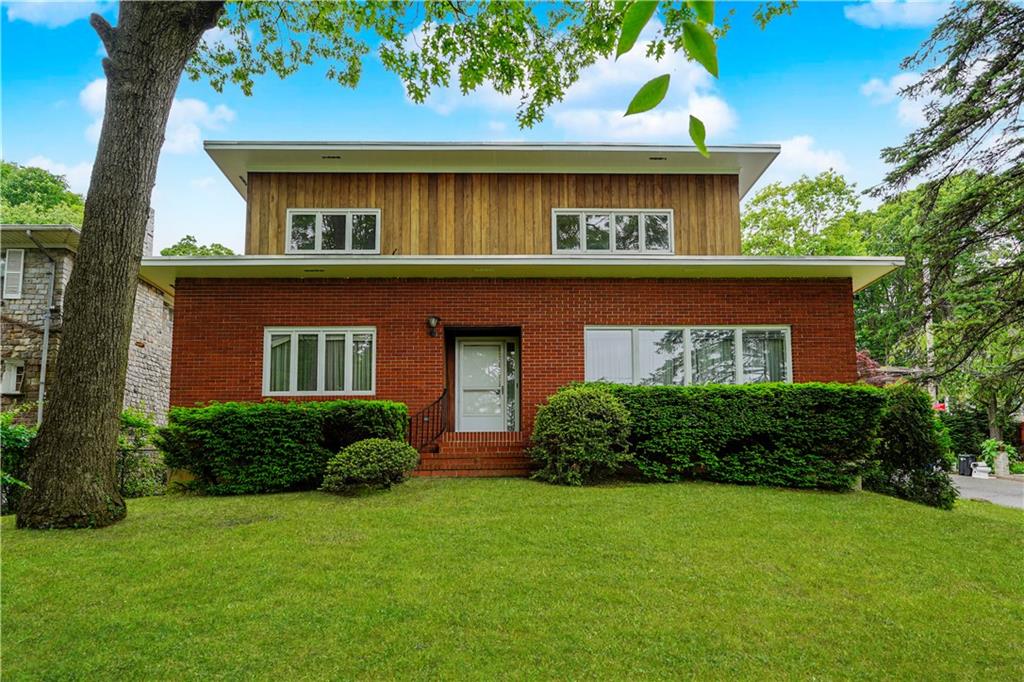 60 Cedar Terrace Grymes Hill Staten Island NY 10304