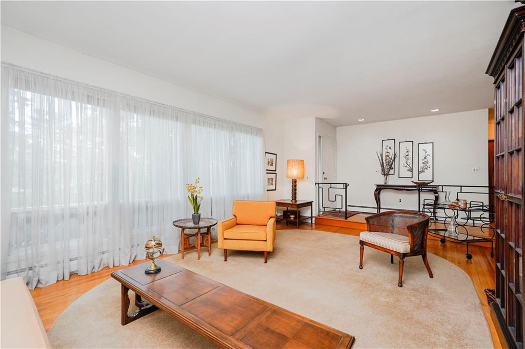 60 Cedar Terrace Grymes Hill Staten Island NY 10304