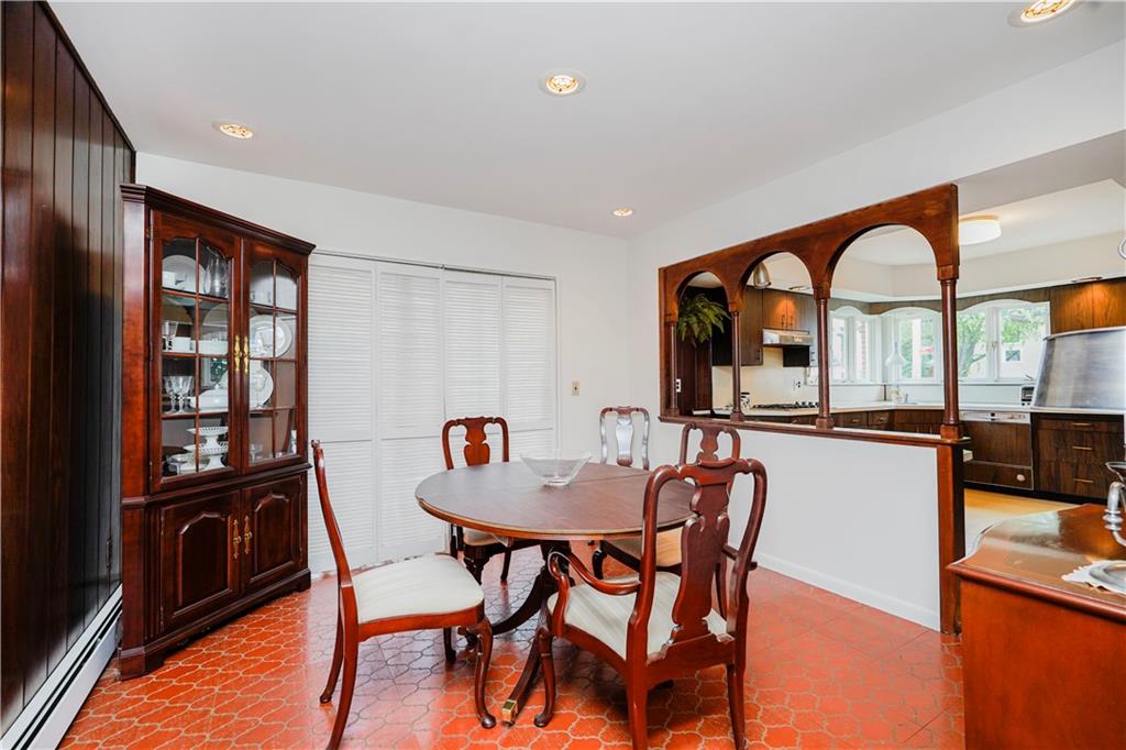 60 Cedar Terrace Grymes Hill Staten Island NY 10304