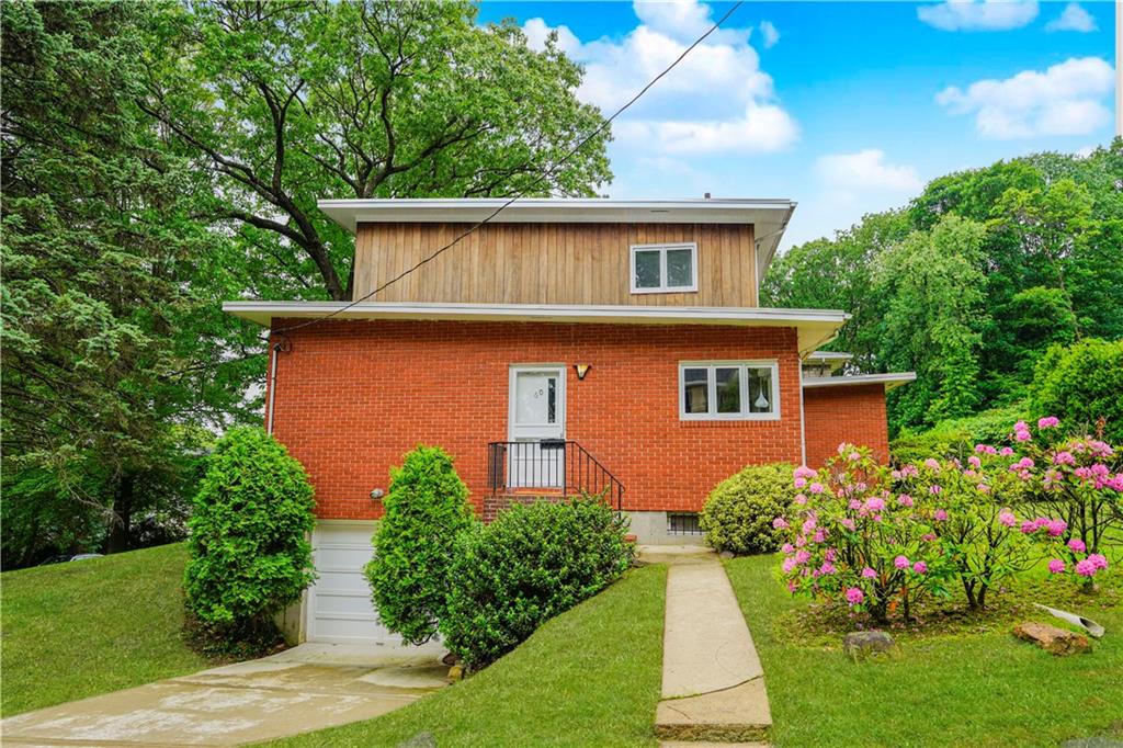 60 Cedar Terrace Grymes Hill Staten Island NY 10304