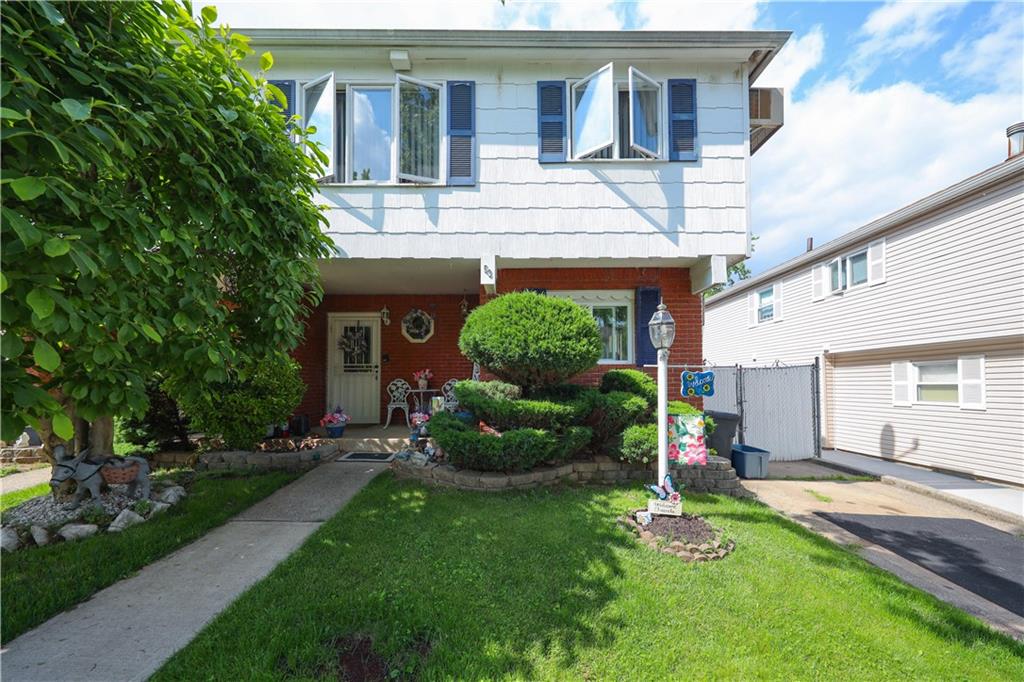 53 Marisa Circle Rossville Staten Island NY 10309