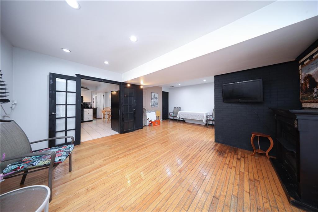 53 Marisa Circle Rossville Staten Island NY 10309