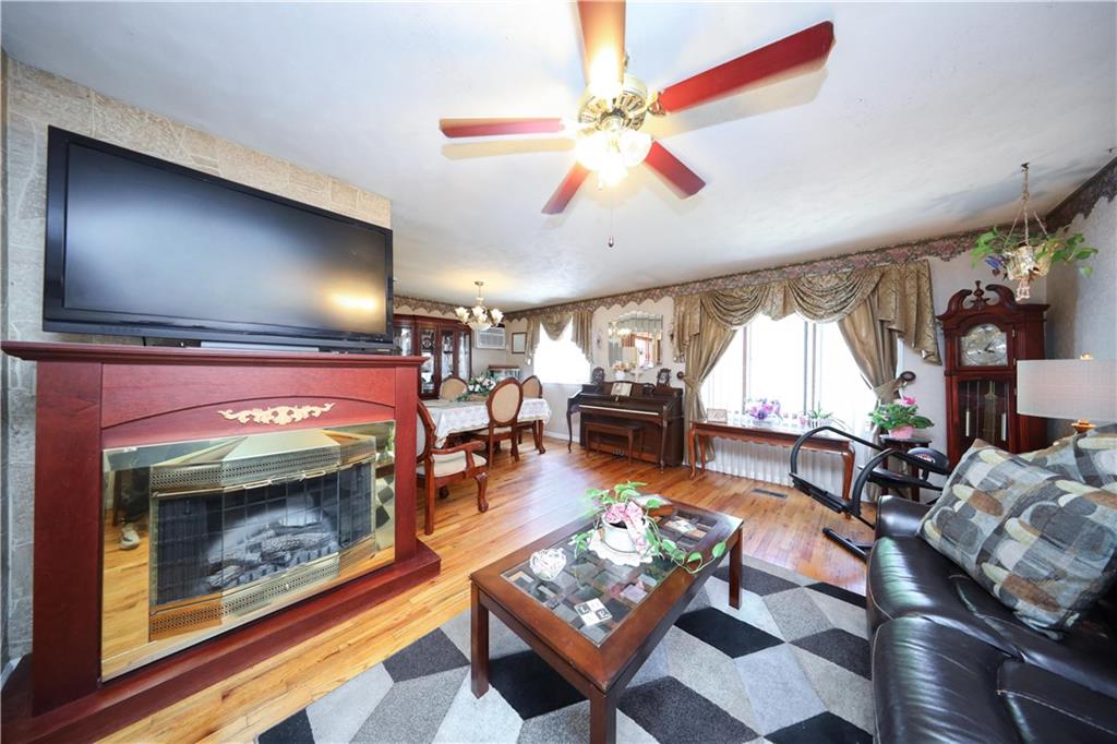 53 Marisa Circle Rossville Staten Island NY 10309