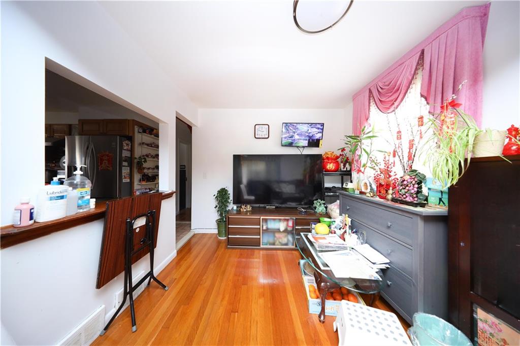 27 Husson Street Dongan Hills Staten Island NY 10305