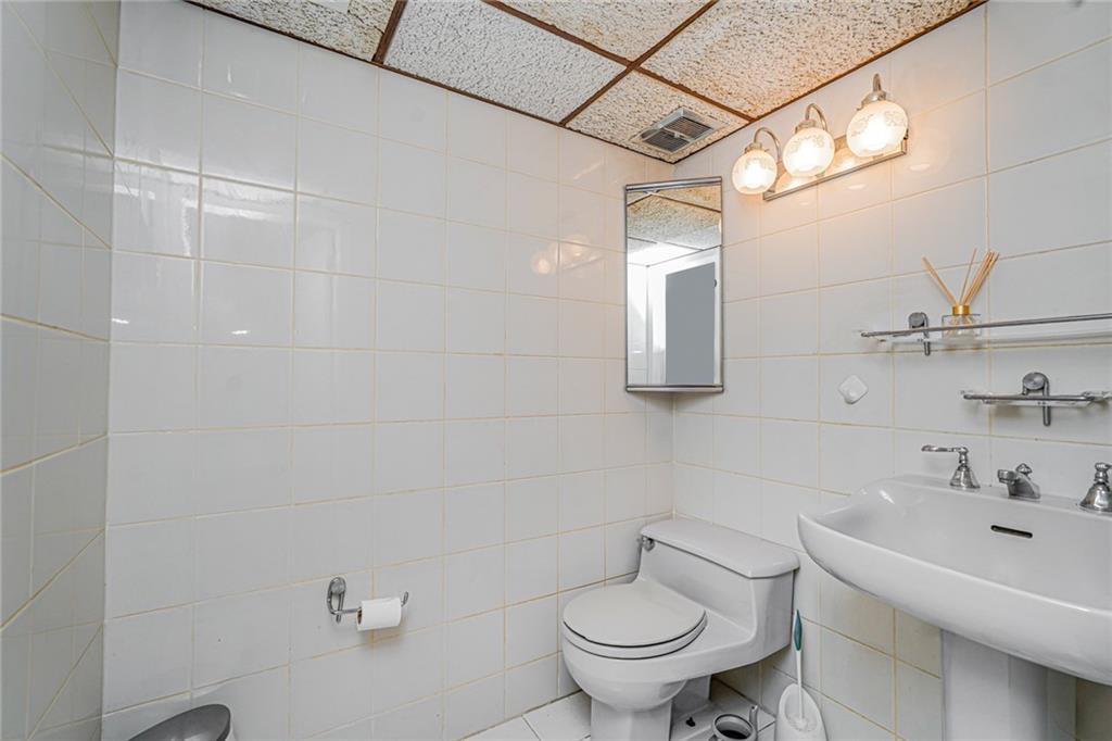 284 Todt Hill Road Todt Hill Staten Island NY 10314