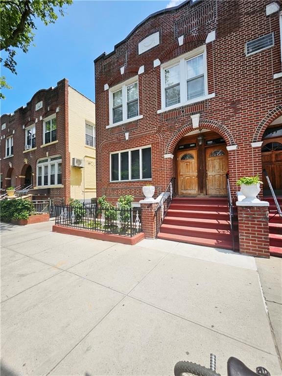 1725 West 4th Street Bensonhurst Brooklyn NY 11223