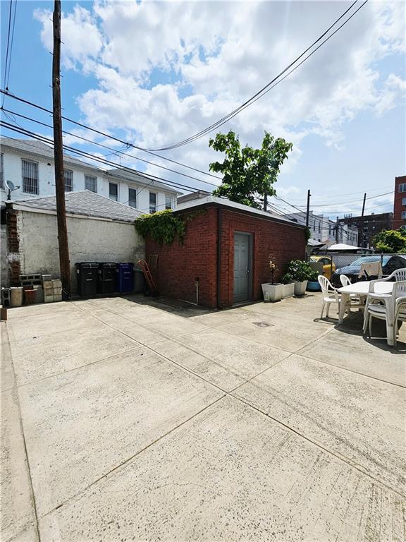 1725 West 4th Street Bensonhurst Brooklyn NY 11223