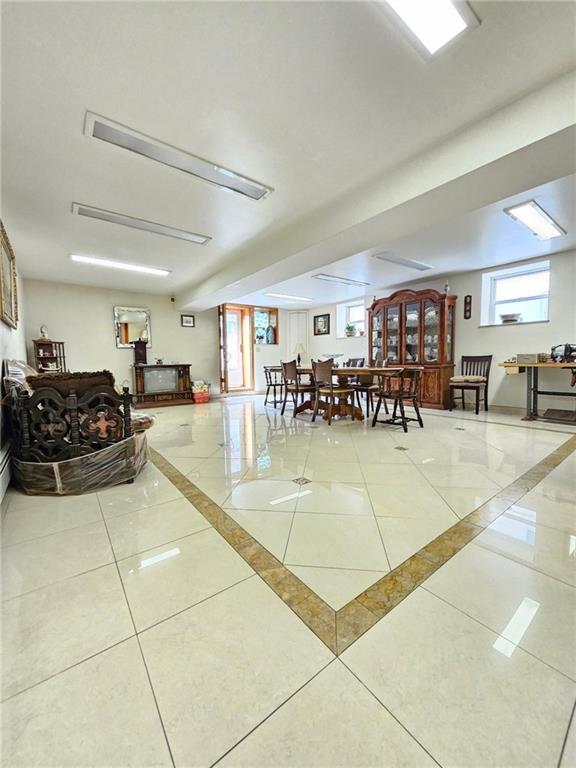 1725 West 4th Street Bensonhurst Brooklyn NY 11223