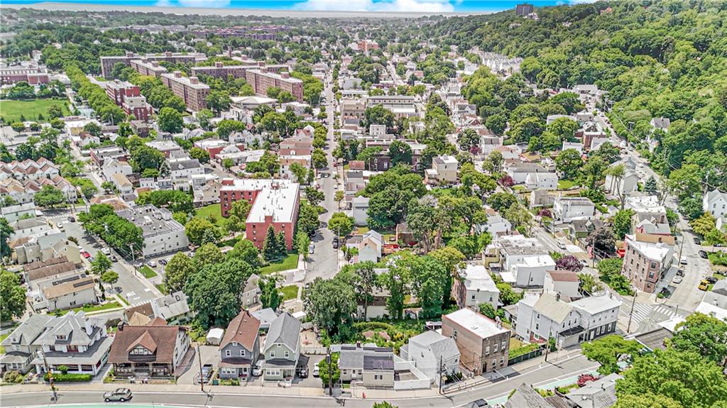 483 Van Duzer Street Tompkinsville Staten Island NY 10301