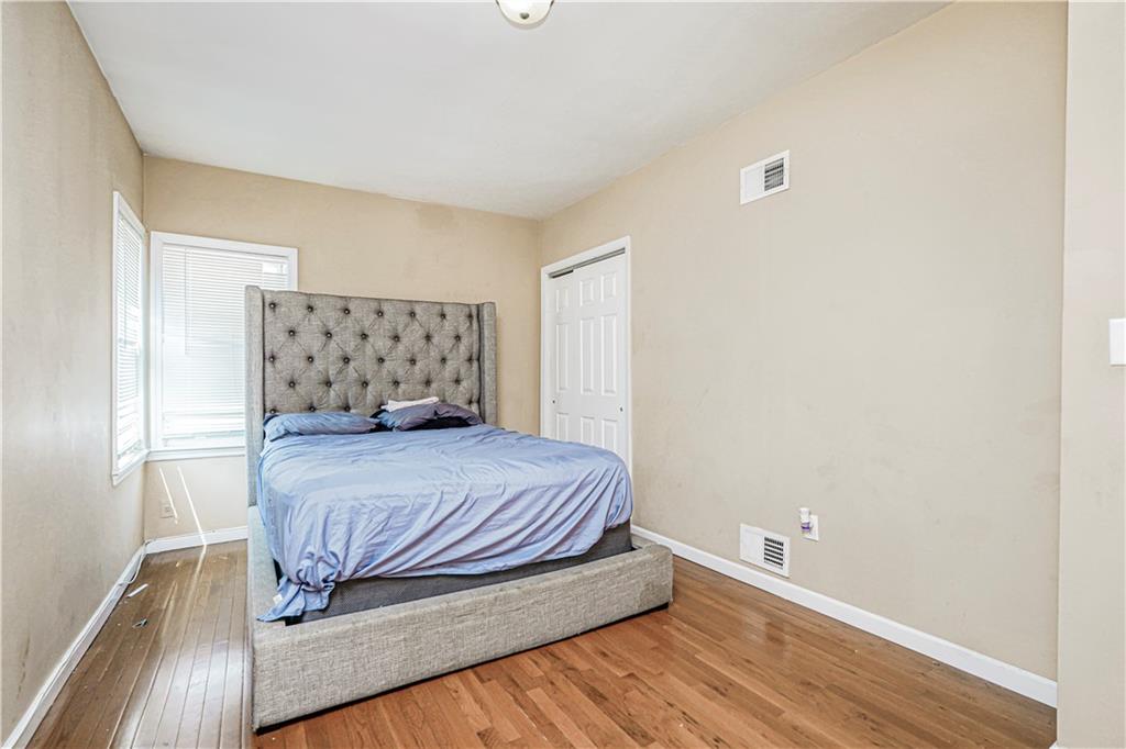 483 Van Duzer Street Tompkinsville Staten Island NY 10301