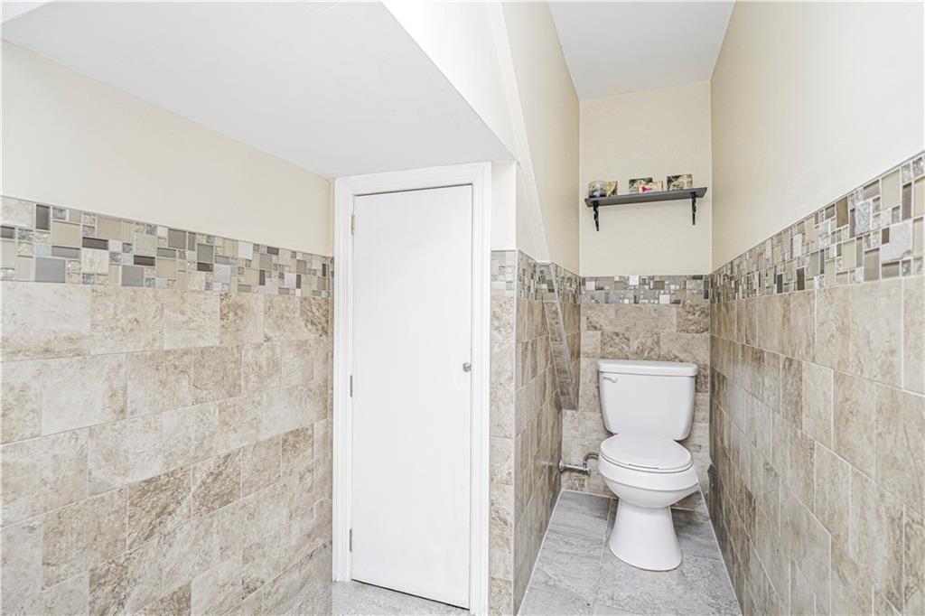483 Van Duzer Street Tompkinsville Staten Island NY 10301