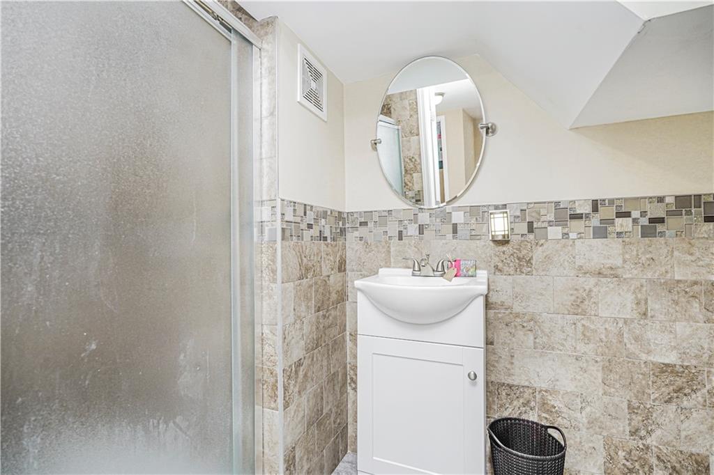 483 Van Duzer Street Tompkinsville Staten Island NY 10301