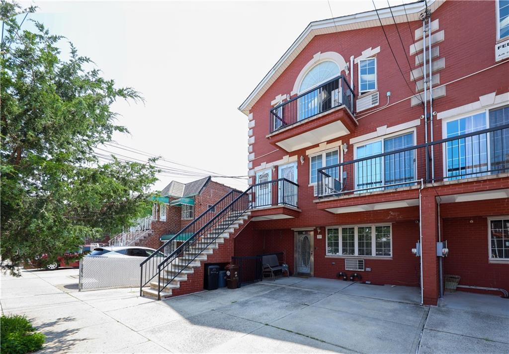 39 Bay 38th Street Bensonhurst Brooklyn NY 11214