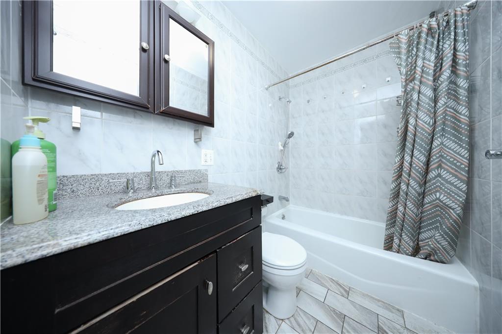 39 Bay 38th Street Bensonhurst Brooklyn NY 11214